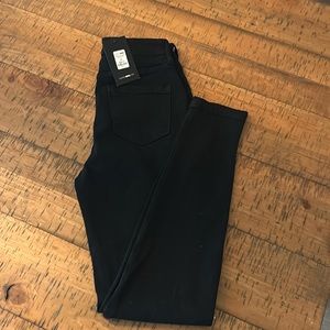 Nwt size 11 black high waist jeans - fashion nova